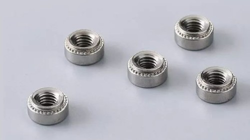 壓鉚螺母、拉鉚螺母、漲鉚螺母，傻傻分不清？